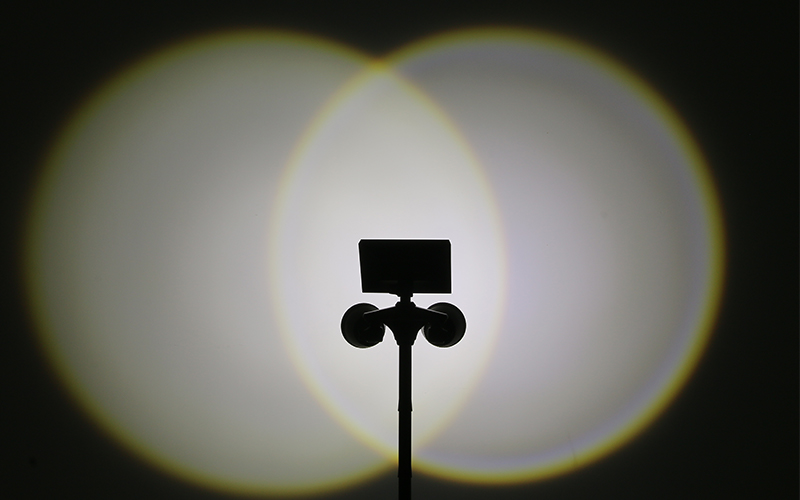 Reflector solar doble spot AXIS 20 sin sensor de movimiento